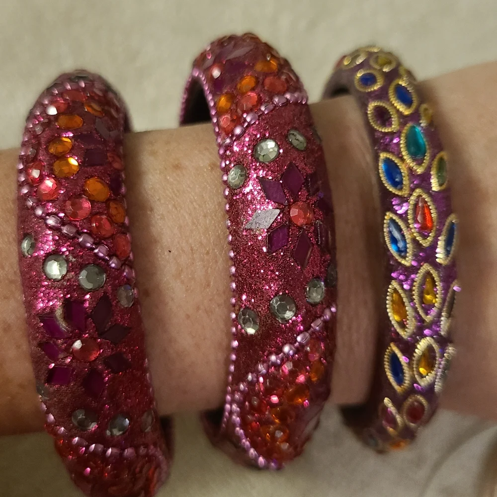 Assorted Colorful Women's Bangle Lot - Picture 5 of 8
